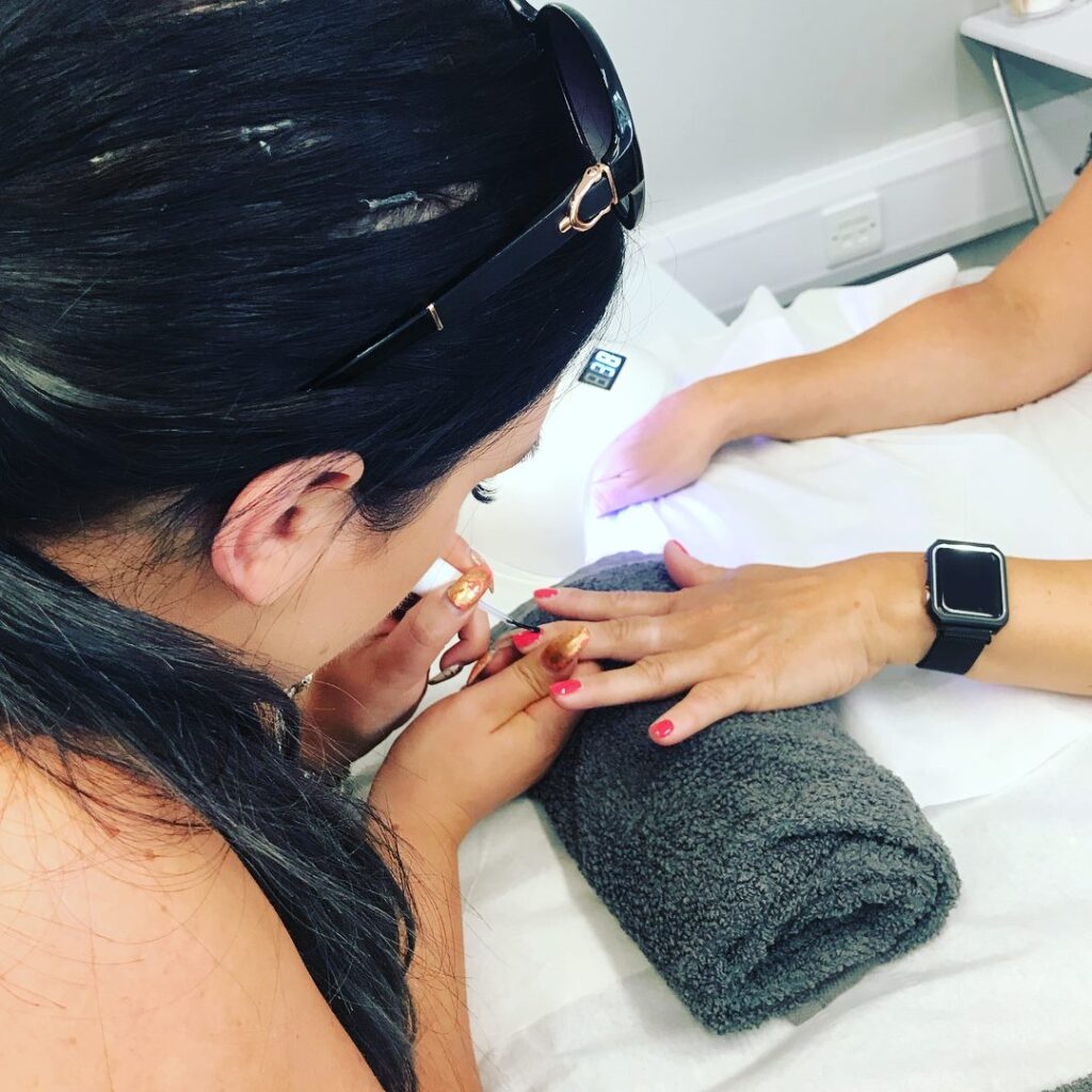 Acrylic Nails Course